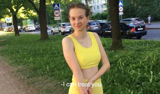 Познакомился с девушкой у скамейки и трахнул дома ради серьезных отношений Познакомился с девушкой у скамейки и трахнул дома ради серьезных отношений