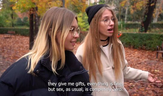 Две паря обменялись партнерами для домашней групповушки в формате свинга. Наслаждайтесь просмотром видео на сайте. Две паря обменялись партнерами для домашней групповушки в формате свинга. Наслаждайтесь просмотром видео на сайте.