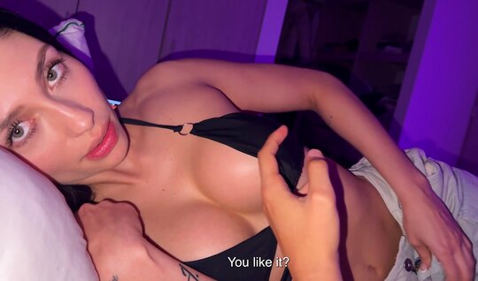 У соседки большие сиськи, а у меня большой член и это повод для встречи.... Включите видео в сети. У соседки большие сиськи, а у меня большой член и это повод для встречи.... Включите видео в сети.