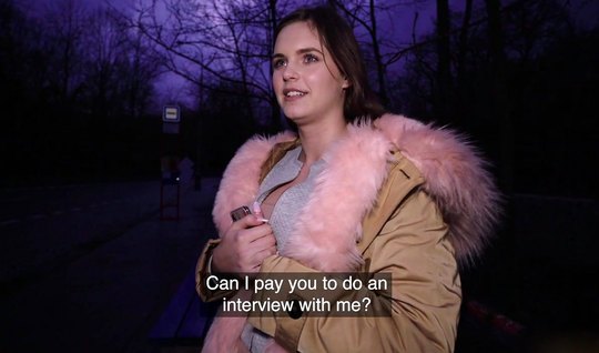 Вечерний пикап и секс за деньги вблизи местного кладбища Вечерний пикап и секс за деньги вблизи местного кладбища