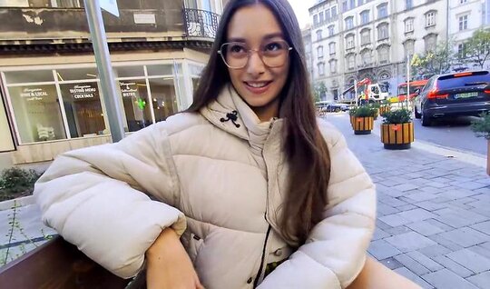 Снял девушку на улице и привел домой для секса Снял девушку на улице и привел домой для секса