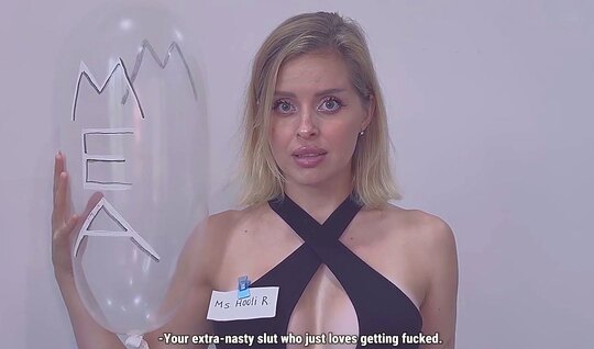 У красивой блондинки новая работа и новые половые сношения...