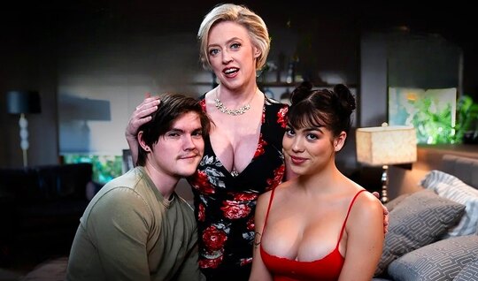 Если мамка не поможет - в жопу член залезть не сможет...