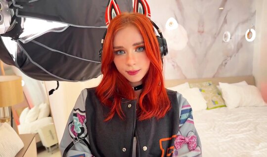 Свити Фокс опять снимается в приватных сценах и это ей нравится!... Свити Фокс опять снимается в приватных сценах и это ей нравится!...